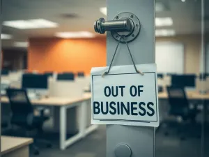 Likwidacja firmy a pracownik na zwolnieniu lekarskim – co warto wiedzieć?